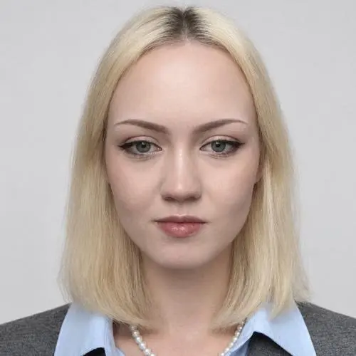 Александра Кузнецова