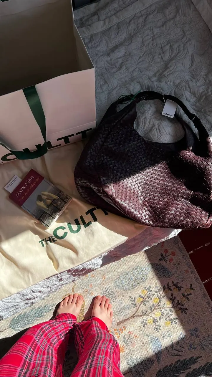 Моя готовность к осени 100 из 10 🥰
Я смотрела на эту сумку, без малого, лет 5…позволить себе такую новую, я в какой-то момент даже могла, но как же душила жаба…не буду говорить цен, но посмотрите сами... | Сетка — социальная сеть от hh.ru