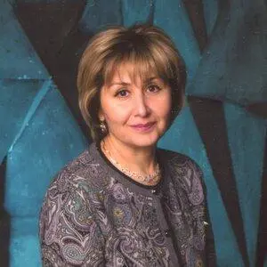Анна Саакян