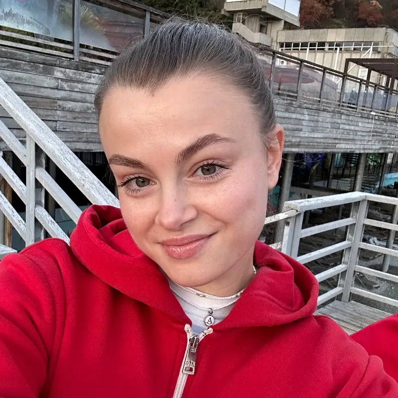 Алина Коновалова