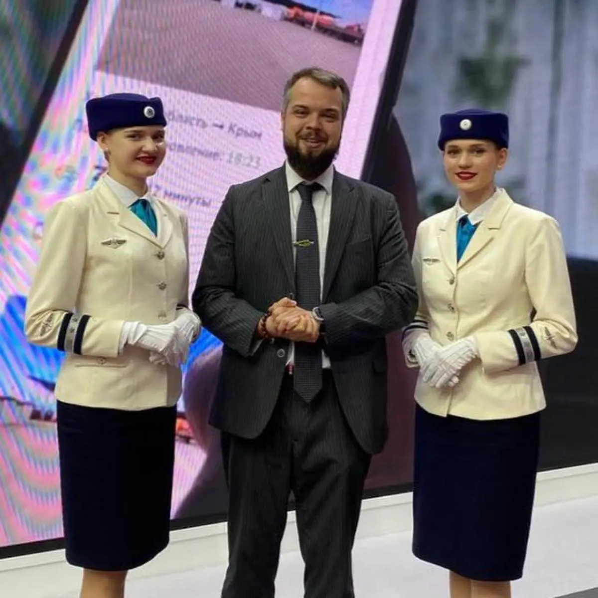 Дмитрий Комаров