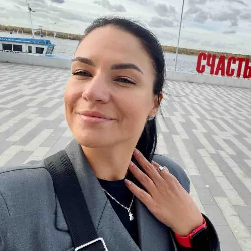 Александра Шеховцова