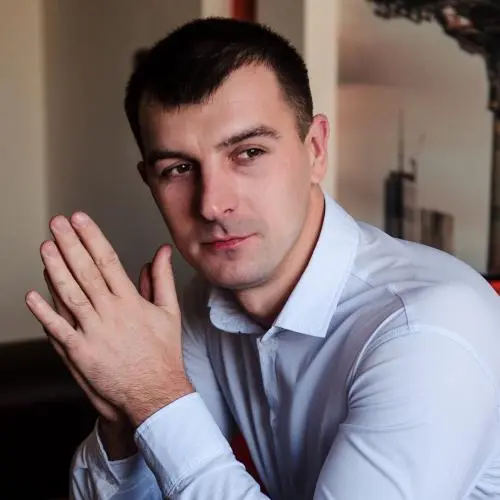 Артем Малов