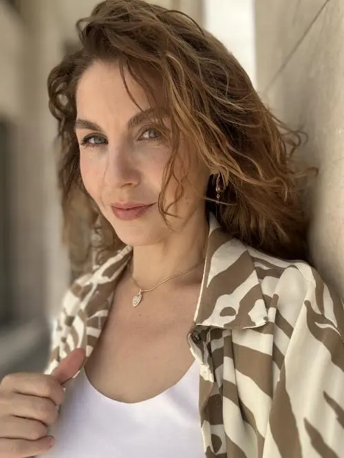 Анна Леунова