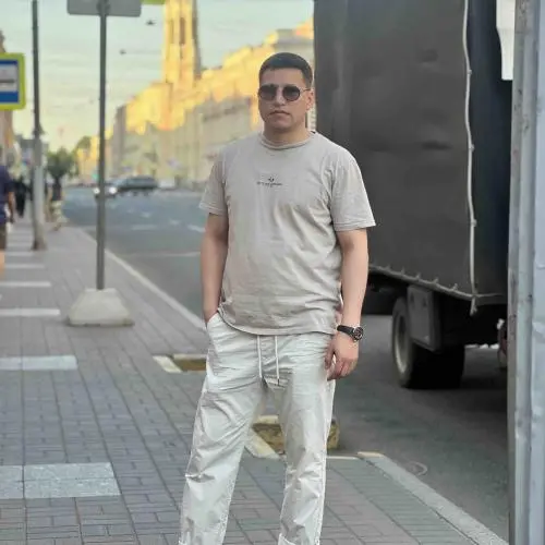 Байрам Рустамов