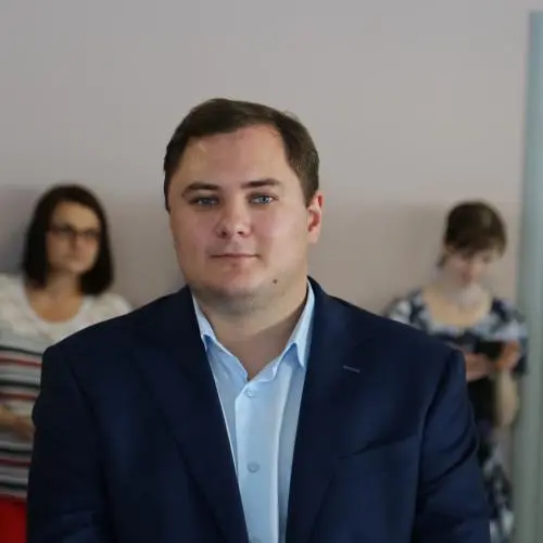 Роман Фирсов