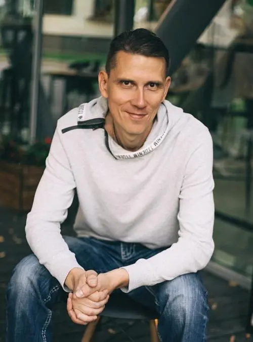 Виталий Нуштаев