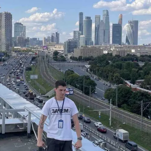 Максим Бондаренко