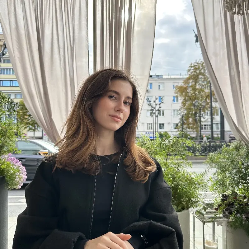Лика Пономарева