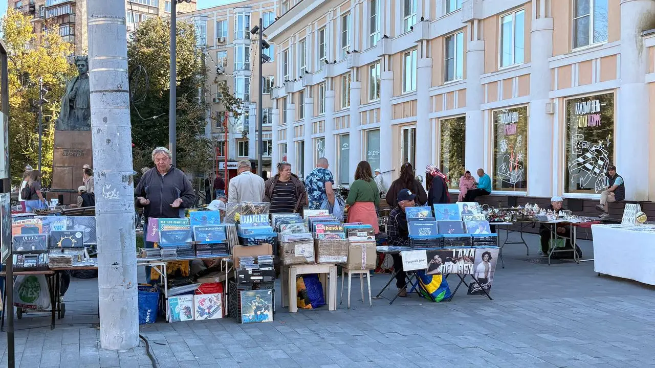 🎬креативно!
собрала подборку с интересными сувенирами с Большой Покровской в Нижнем Новгороде - вдохновляйтесь! 🥺 А лучше приезжайте в гости ♥️
🤍🤎🤍
🤎🤍🤎
⚡️— лайк спасибо
💠Напиши «Привет или сотрудничес... | Сетка — социальная сеть от hh.ru