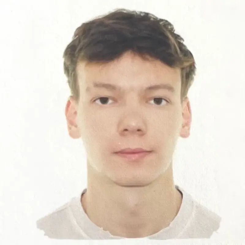 Илья Усик