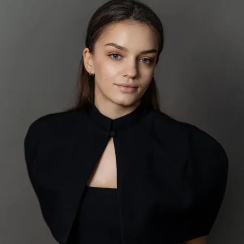 Полина Листопадняя