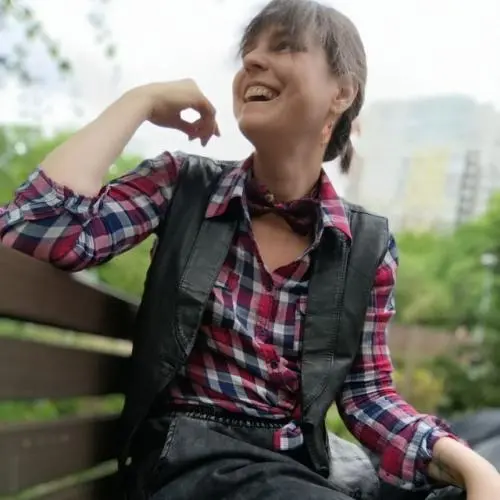 Наташа Ланмоу