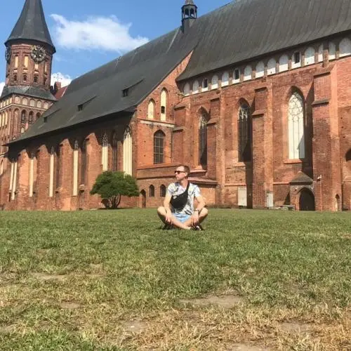 Дмитрий Шутков