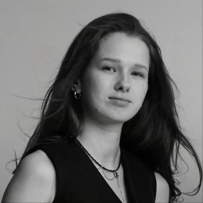 Анна Шаповалова