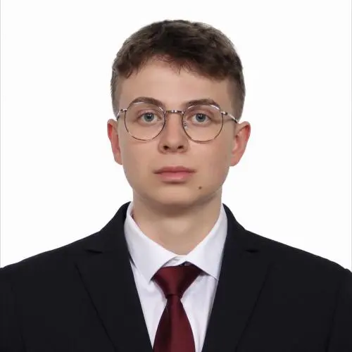 Данила Хроменков
