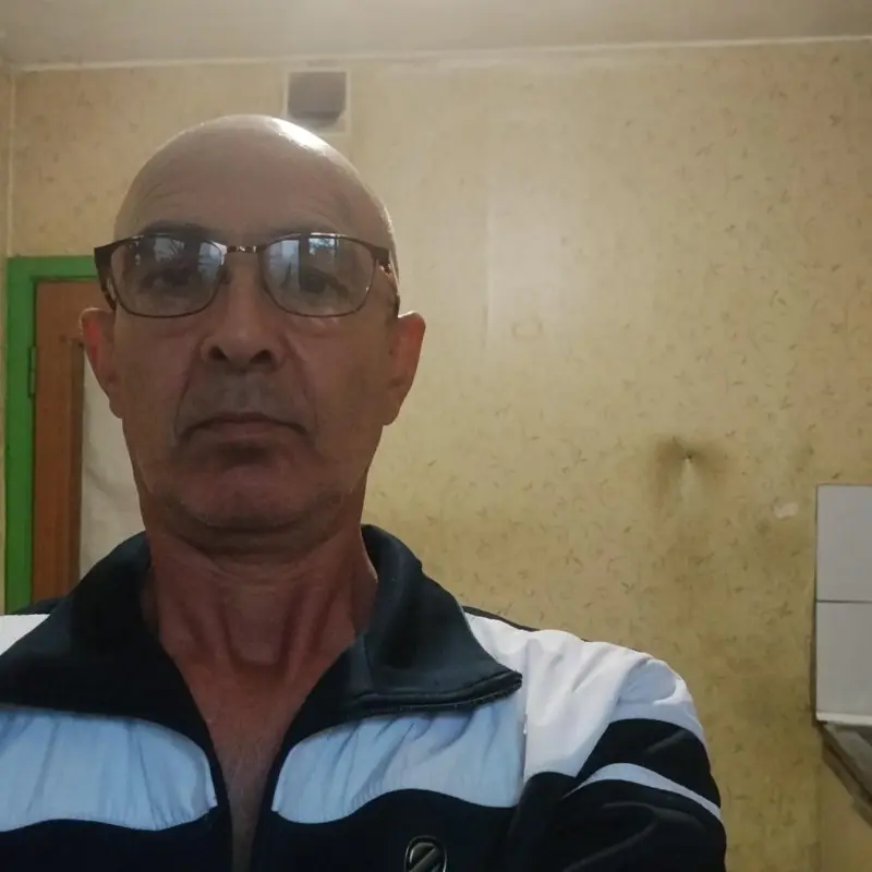 Гундогды Базаров
