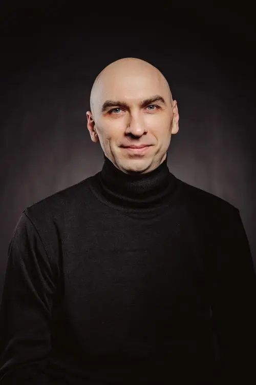 Андрей Романов
