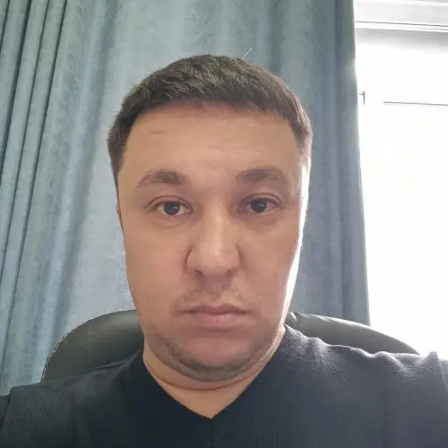 Михаил Назаров