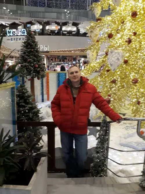 Александр Шубин