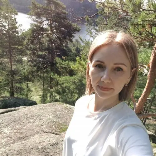 Елена Мартынова