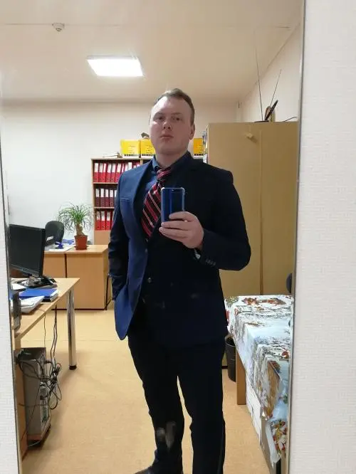 Евгений Иванов