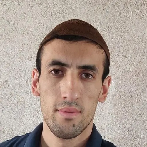 Камронбек  Акбаров