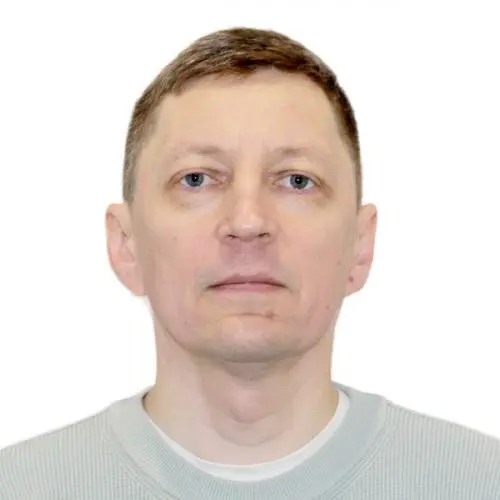 Александр Булатов