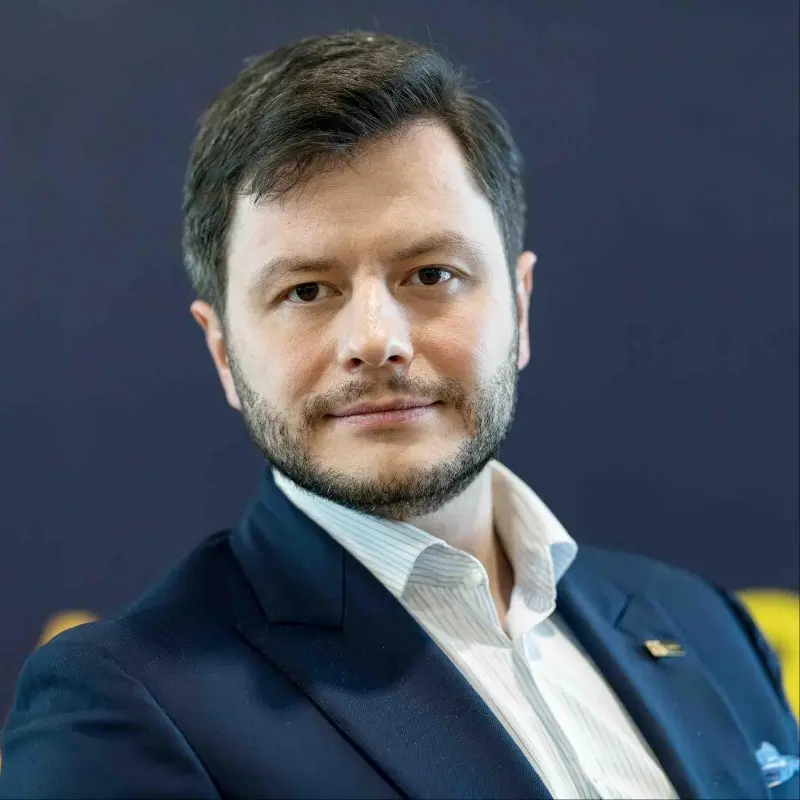 Игорь Земенков