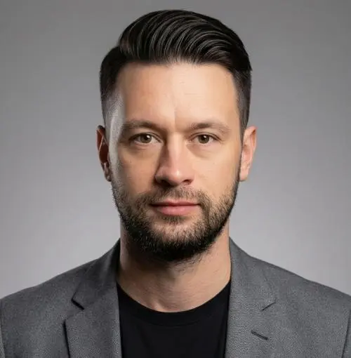 Андрей Быстров