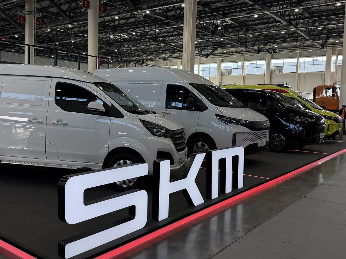 ЛИНЕЙКА LADA BUSINESS НА ВЫСТАВКЕ «КОМТРАНС» В КАЗАНИ | Сетка — социальная сеть от hh.ru