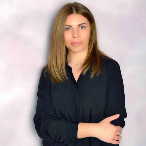Анастасия Калашникова