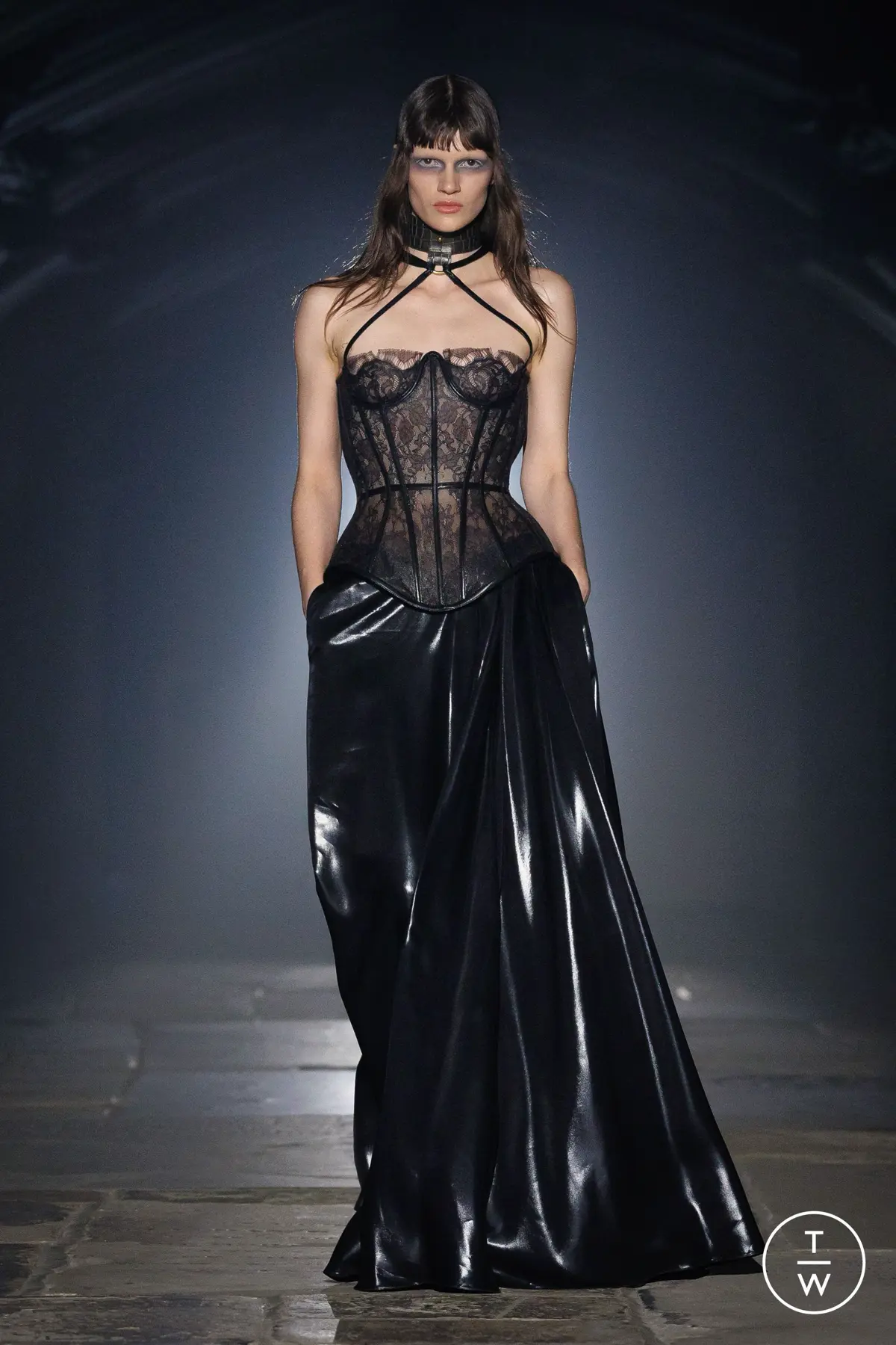 Alexander McQueen Spring/Summer 2027 | Сетка — социальная сеть от hh.ru