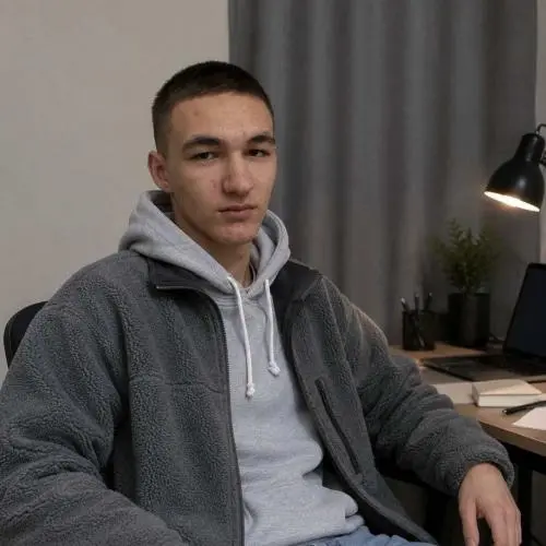 Артур Иванов