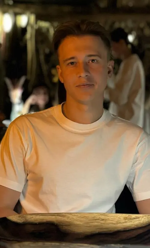 Илья Запивахин