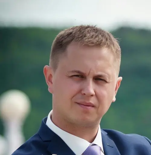 Константин Смирнов