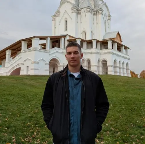 Александр Кузнецов