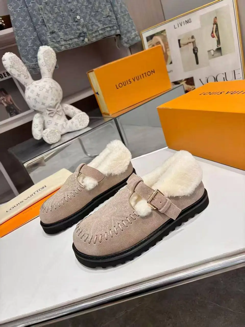 ▪️Премиум
▪️В наличии 36-41 размеры
▪️Цена 12.500₽
▪️Доставка-примерка по Москве
▪️ @byMarybelle
▪️Отправка в регионы ✈️ в этот же день | Сетка — социальная сеть от hh.ru