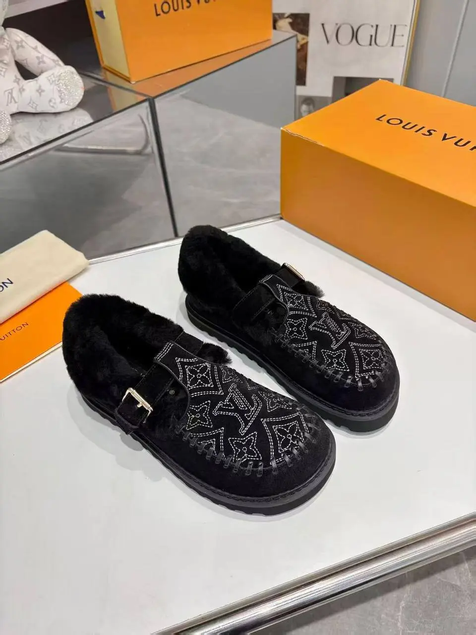 ▪️Премиум
▪️В наличии 36-41 размеры
▪️Цена 12.500₽
▪️Доставка-примерка по Москве
▪️ @byMarybelle
▪️Отправка в регионы ✈️ в этот же день | Сетка — социальная сеть от hh.ru