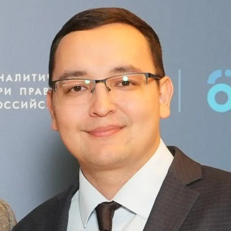 Юрий Иванов