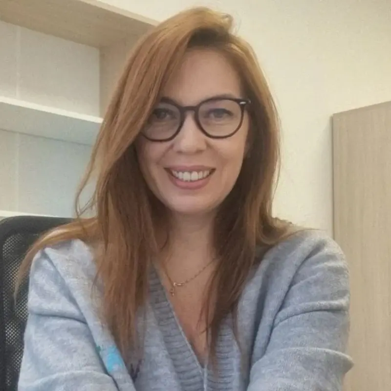 Анна Лавр