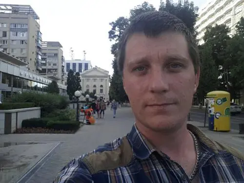 Максим Лихоманов
