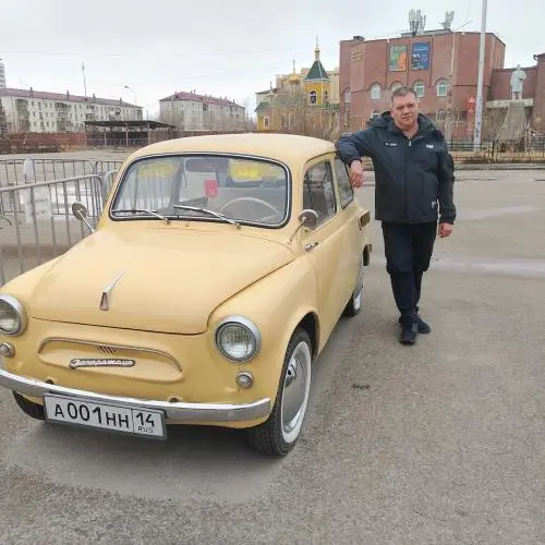 Анатолий Милютин