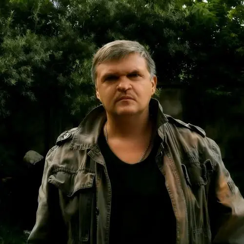 Виталий Иванов