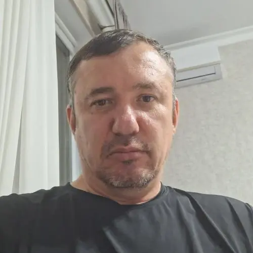Тимур Султанов
