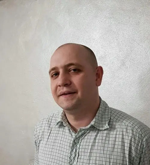 Руслан Акуратный