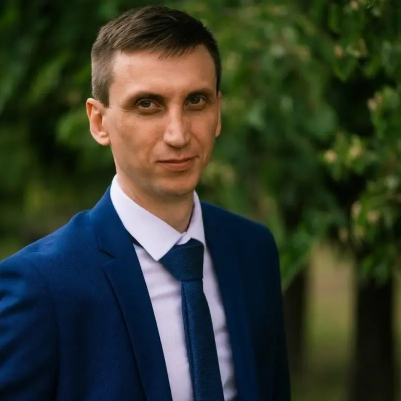 Александр Семенов