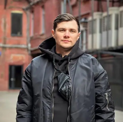 Роман Коблов