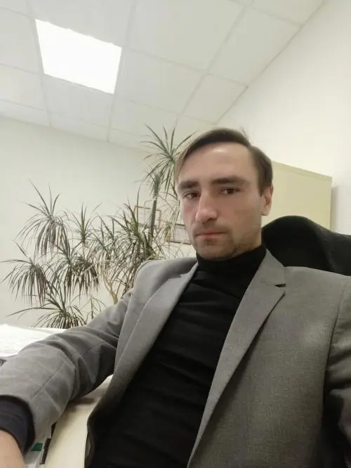 Илья Антропов