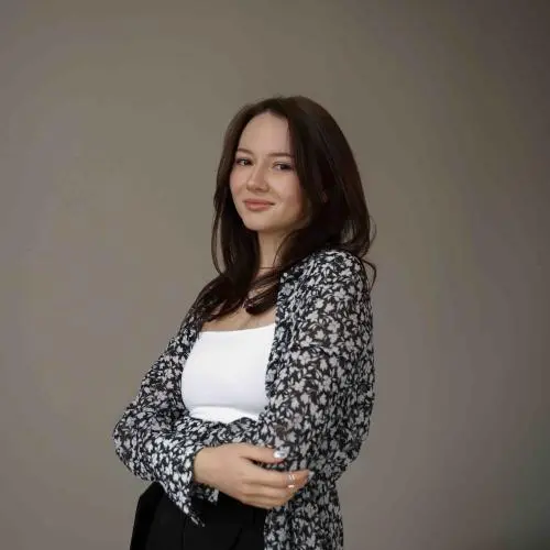 Элина Якупова